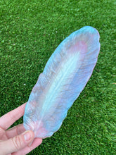 Load image into Gallery viewer, Handmade feather trinket dish
