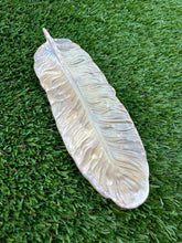 Load image into Gallery viewer, Handmade feather trinket dish
